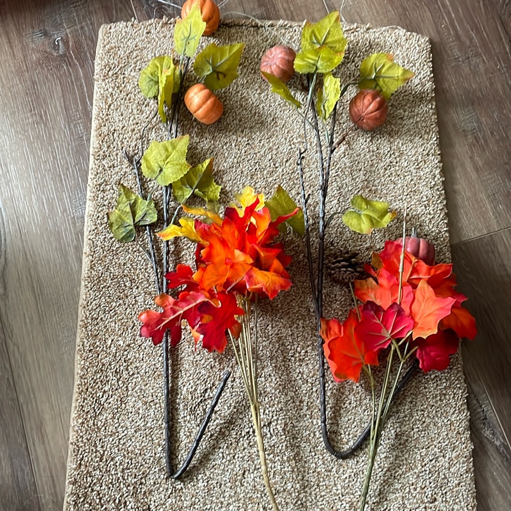 4 Fall pumpkin and leaves picks